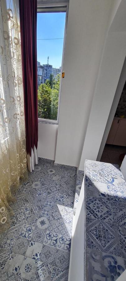 Studio Chic Symphony Parcare Privata Arad Exterior foto