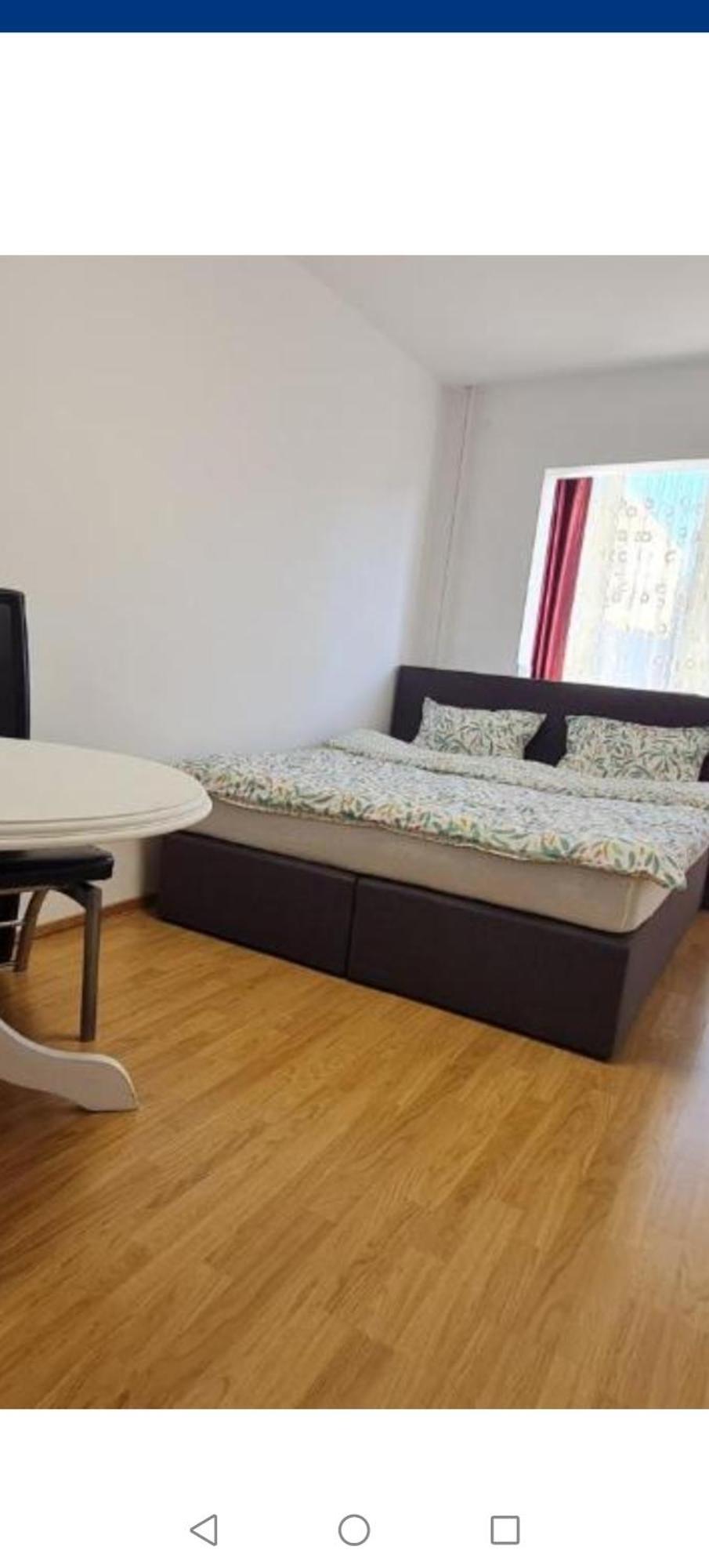 Studio Chic Symphony Parcare Privata Arad Exterior foto